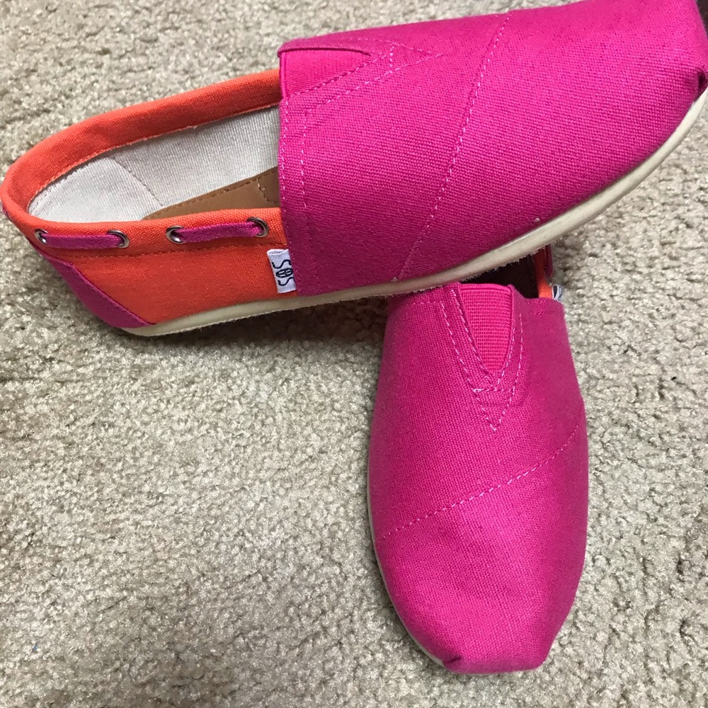 Canvas flats - Picture 2 of 3